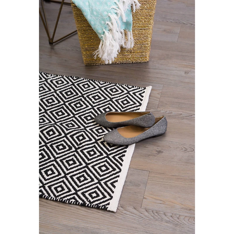 DII® Black Diamond Rug, 2ft. x 3ft.