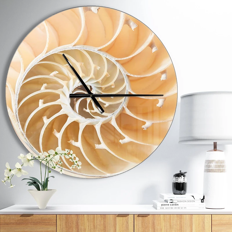 Designart 'Brown Nautilus Shell Pattern Modern Wall Clock