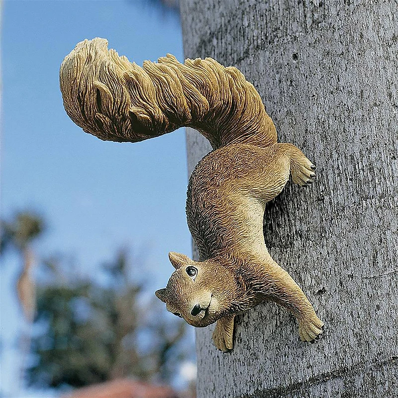 Design Toscano 8" Simone the Squirrel Hanging Sculpture