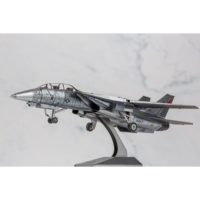Metal Earth® F-14 Tomcat™ Steel Model Kit