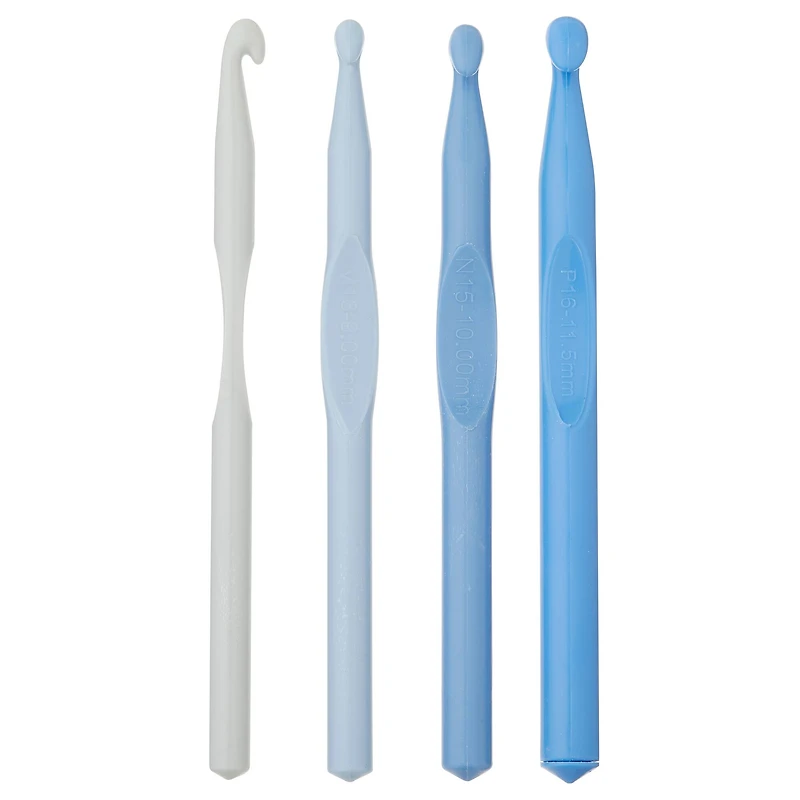 Plastic Crochet Hook Set by Loops & Threads®, L-P