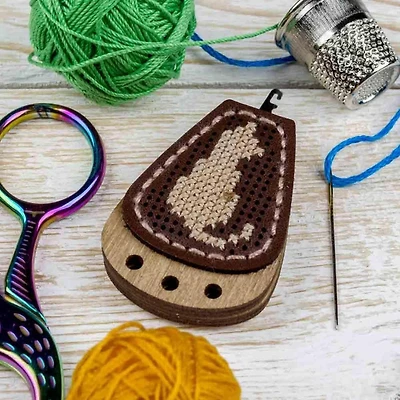 Wonderland Crafts Sitting Cat Needle Threader Embroidery Kit, 2ct.