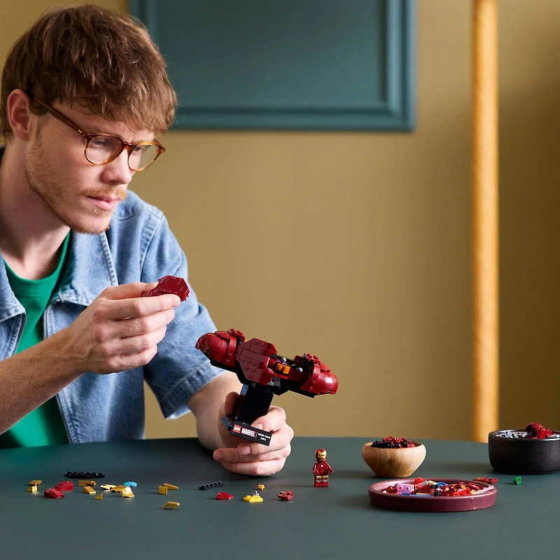 LEGO® Marvel Iron Man MK4 Bust, Buildable Model for Adults with Minifigure 76327