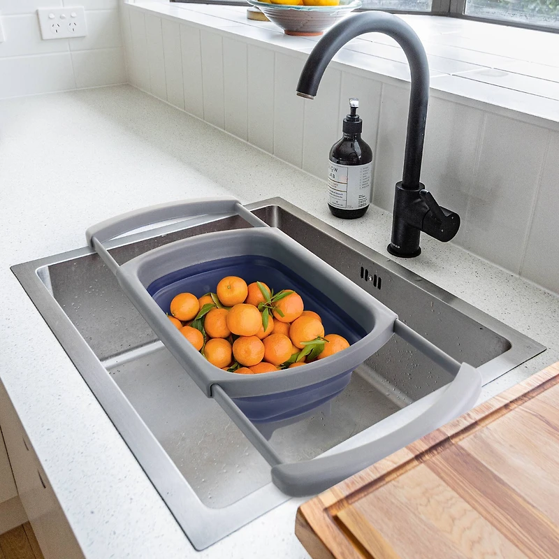 Oster Bluemarine 4qt. Over the Sink Collapsible Silicone Strainer