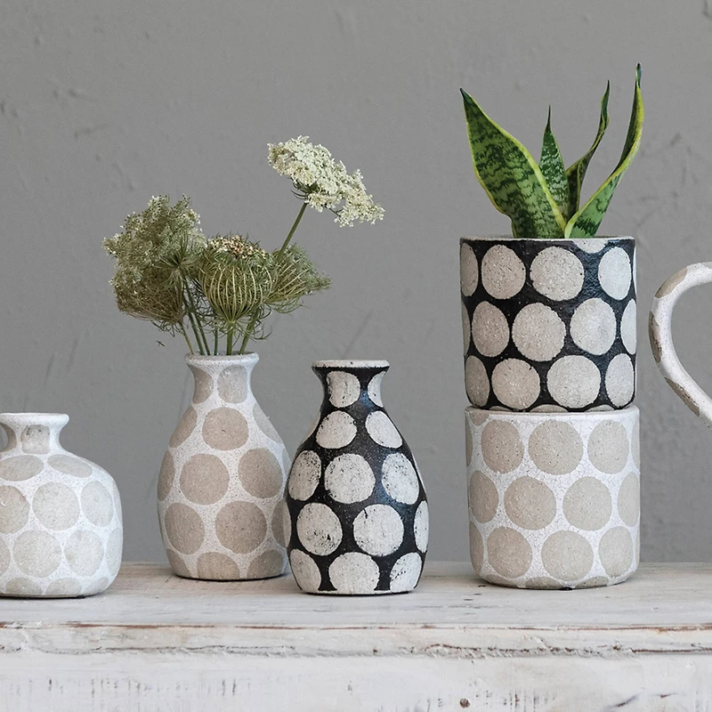 Hello Honey® Terracotta Vase with Wax Relief Dots