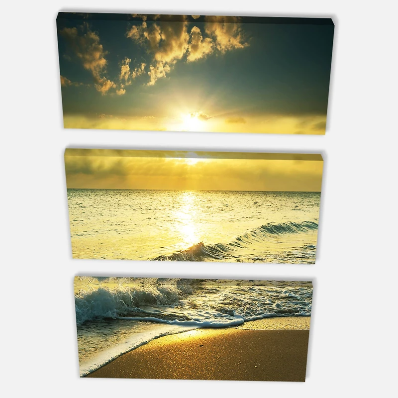 Designart - Yellow Sunlight over Crystal Waters