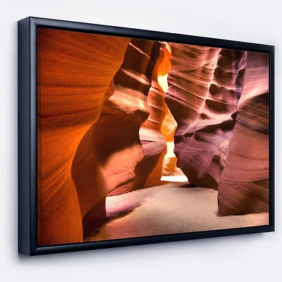 Designart - Bright Antelope Canyon