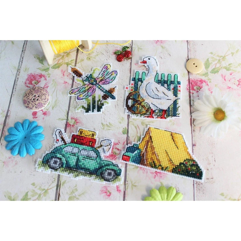 MP Studia Summer Magnets Plastic Canvas Counted Cross Stitch Kit