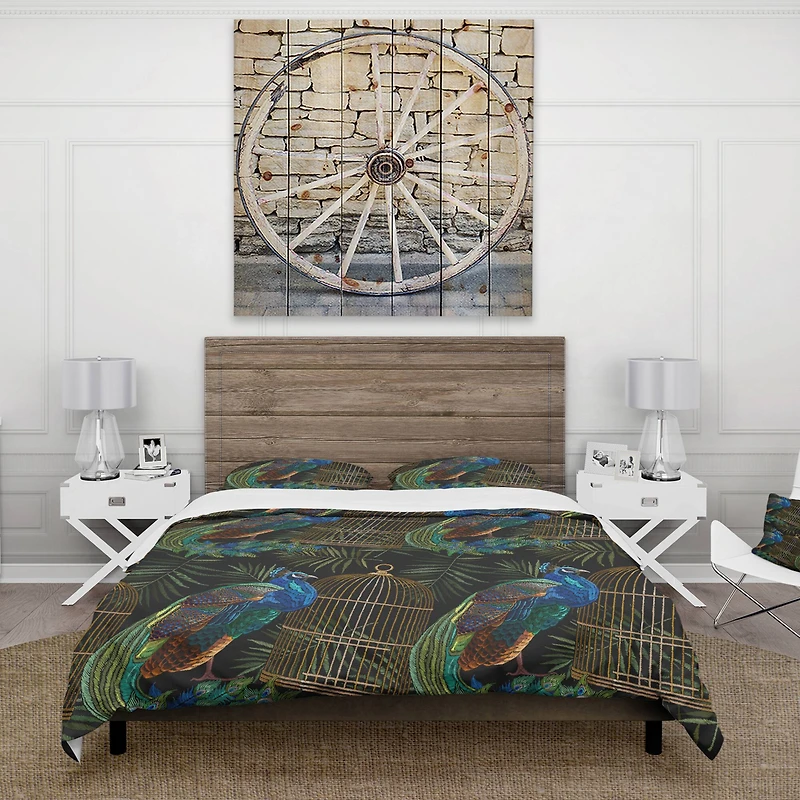 Designart 'Tails of Peacocks and Birds Cage' Farmhouse Bedding Set