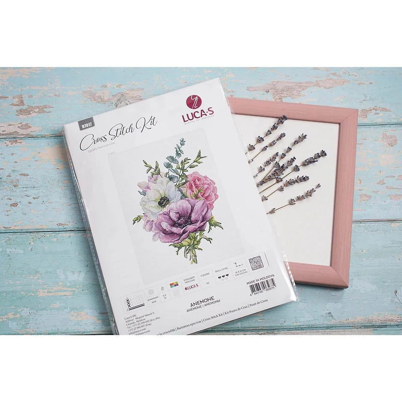 Luca-S Anemone Counted Cross Stitch Kit