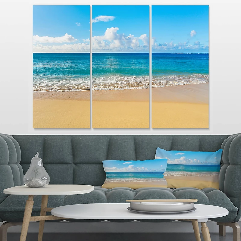 Designart - Calm Beach and Tropical Sea