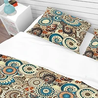 Designart 'Floral Pattern with Doodles & Cucumbers' Bohemian & Eclectic Bedding Set