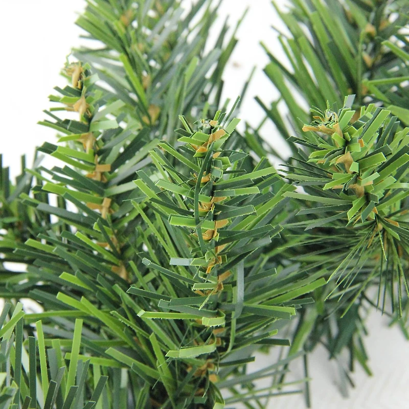 20" Buffalo Fir Artificial Wreath