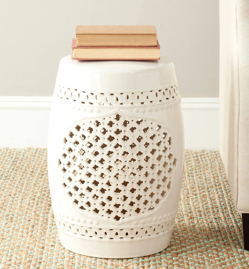 Quatrefoil Garden Stool in Creme