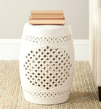 Quatrefoil Garden Stool in Creme