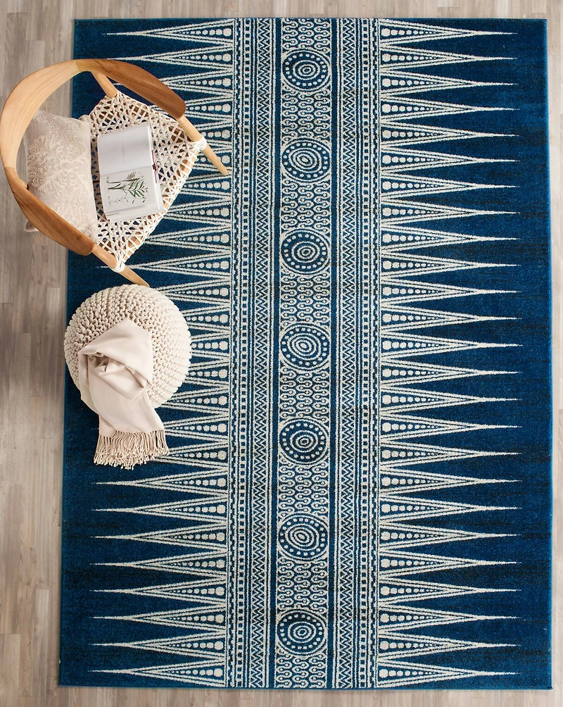 Evoke Boho Transitional 4' X 6' Area Rug