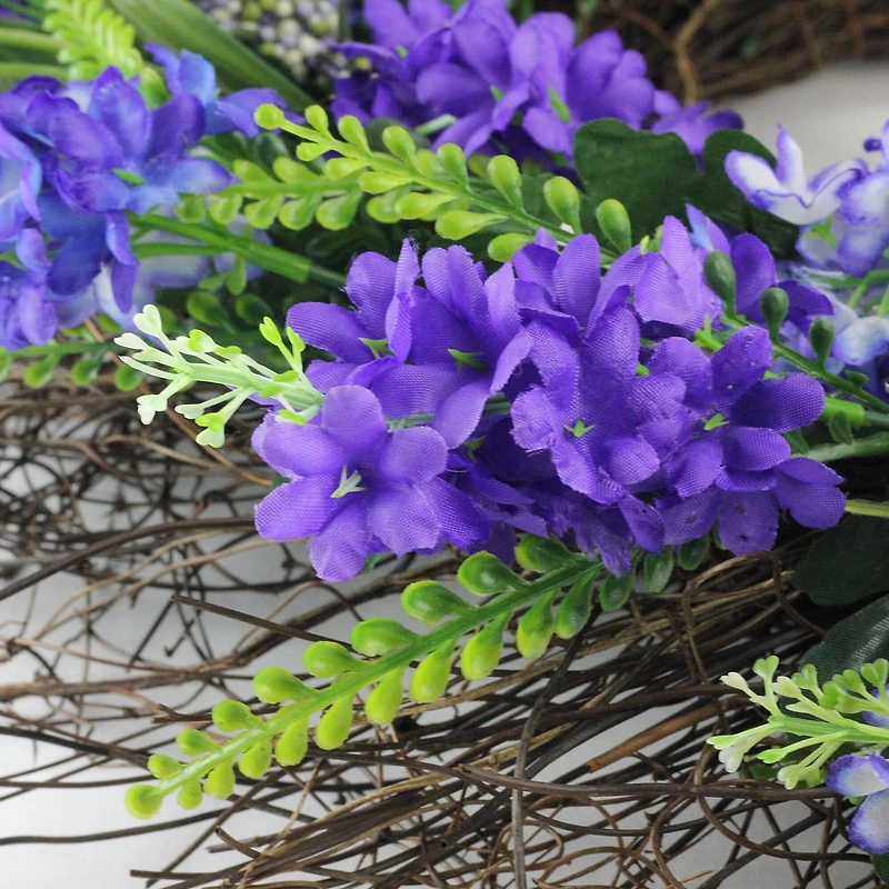 22" Purple Lilac & Heather Spring Floral Wreath