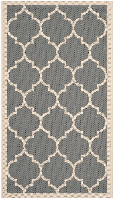 Courtyard Quatrefoil 2'-7" X 5' Area Rug