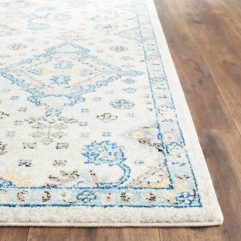 Evoke Diamond 2'-2" X 7' Area Rug