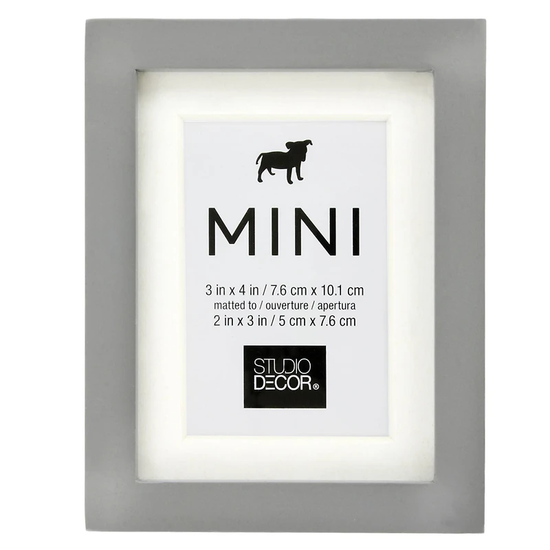 Mini Frame With Mat by Studio Décor