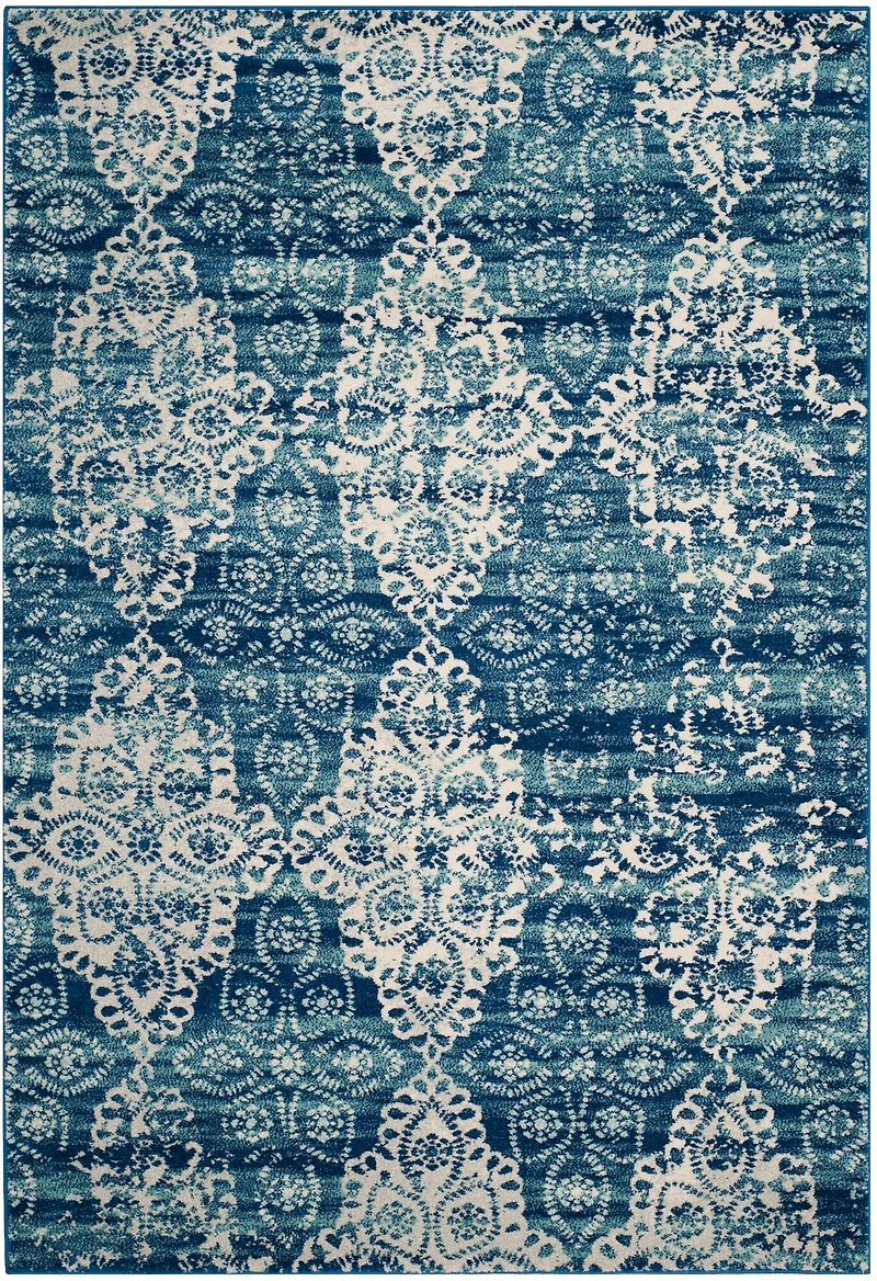 Evoke Cool Medallion 4' X 6' Area Rug