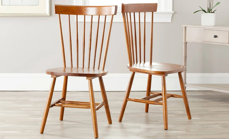Parker Spindle Side Chair Set of 2 in Oak