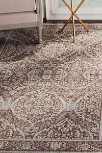 Valencia Oriental 3' X 5' Area Rug