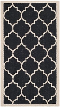 Courtyard Quatrefoil 2' X 3'-7" Accent Rug