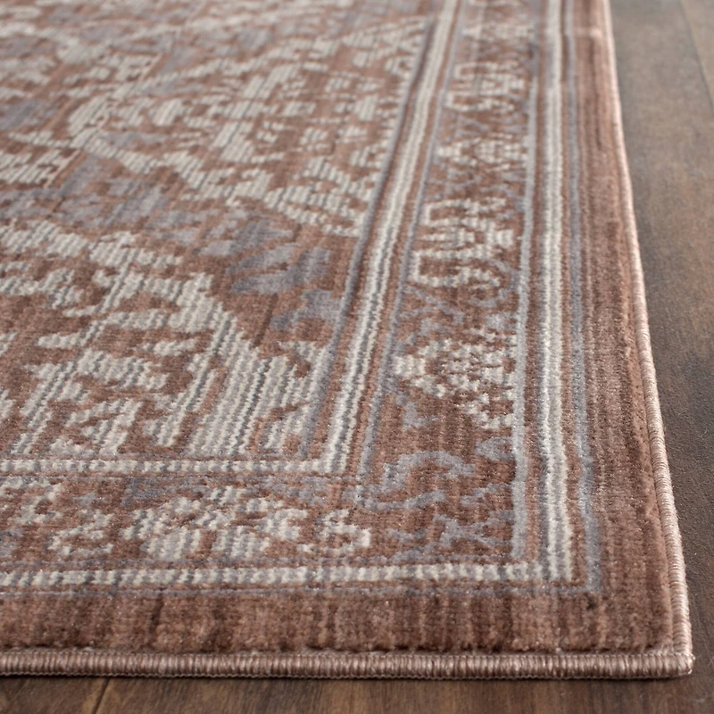 Valencia Oriental 4' X 6' Area Rug