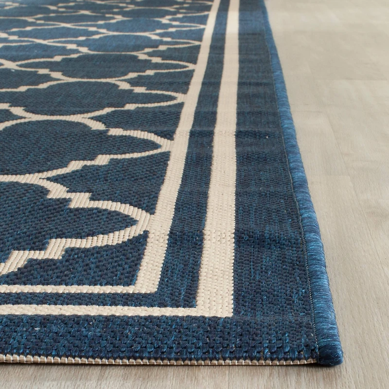 Courtayrd Quatre Border 4' x 5' 7" Area Rug