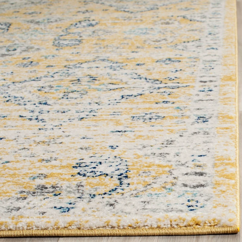 Evoke Diamond 2'-2" X 4' Area Rug