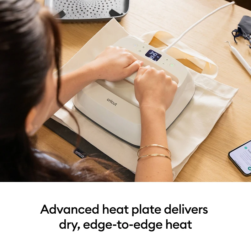 Cricut EasyPress® SE Taupe, 9" x 9"