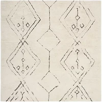 Safavieh Casablanca Collection Claud Geometric Square Area Rug