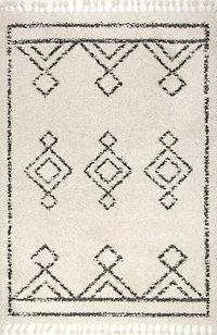 nuLoom Mackie Moroccan Diamond Tassel Area Rug