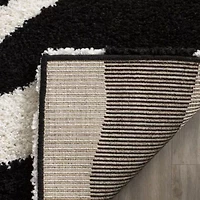 Safavieh Shag Collection Lennox Animal Runner Rug