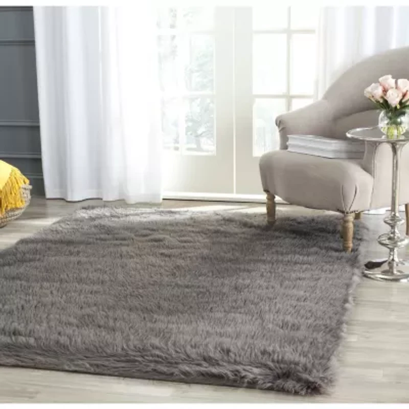 Safavieh Clarisse Solid Rectangular Rugs
