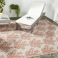 Safavieh Courtyard Collection Omar Floral Indoor/Outdoor Area Rug