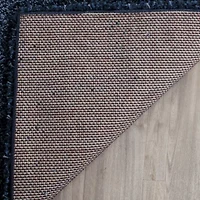 Safavieh Santa Monica Shag Collection Ainsley Solid Runner Rug