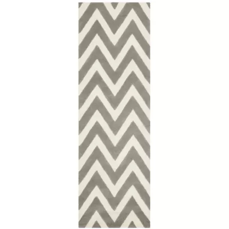 Safavieh Kids Collection Deborah Geometric Runner Rug