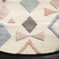 Safavieh Kids Collection Myron Geometric Round Area Rug
