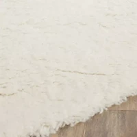 Safavieh Catrine Solid Hand Tufted Rectangular Runner