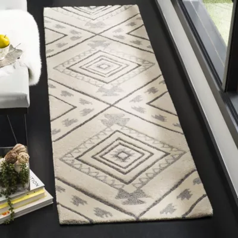 Safavieh Casablanca Collection Hyram Geometric Runner Rug