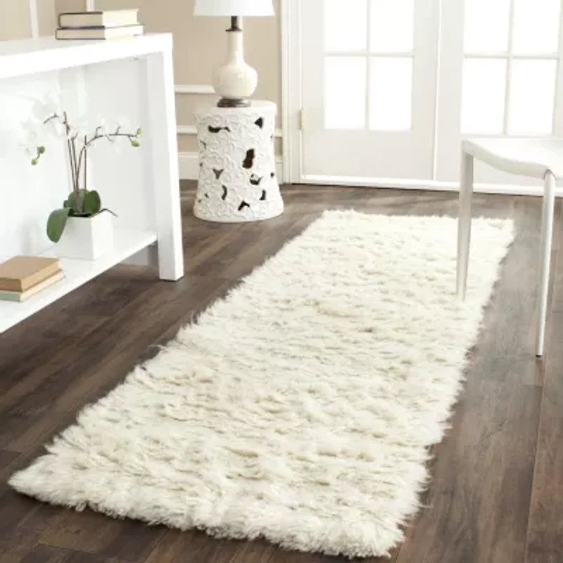 Safavieh Catrine Solid Hand Tufted Rectangular Runner