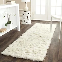 Safavieh Catrine Solid Hand Tufted Rectangular Runner