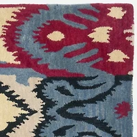 Safavieh Ikat Collection Eirann Geometric Square Area Rug