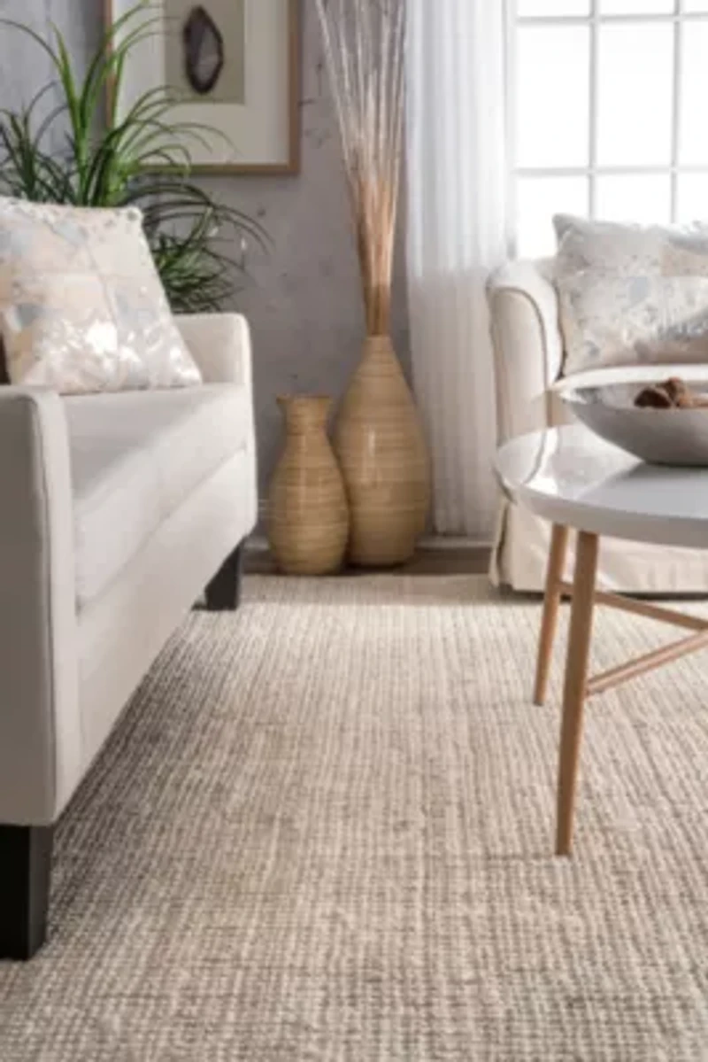 nuLoom Hand Woven Ashli Solid Jute Rug