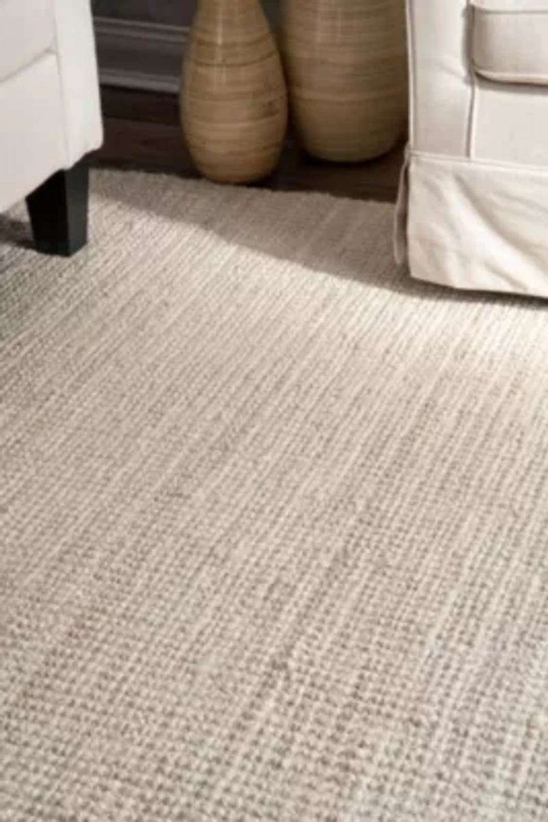 nuLoom Hand Woven Ashli Solid Jute Rug