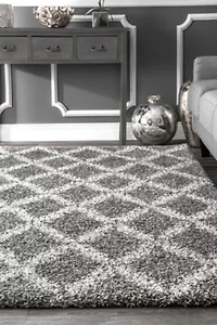 nuLoom Sharika Lattice Shaggy Rectangular Rug