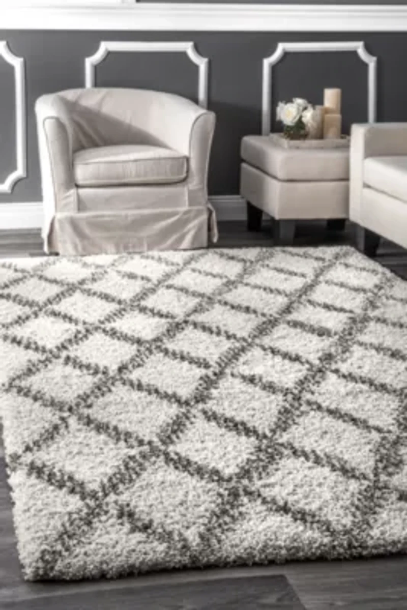 nuLoom Sharika Lattice Shaggy Rectangular Rug