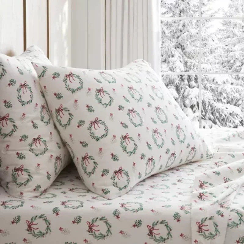 Martha Stewart Wreaths Mistletoe Sheet Set